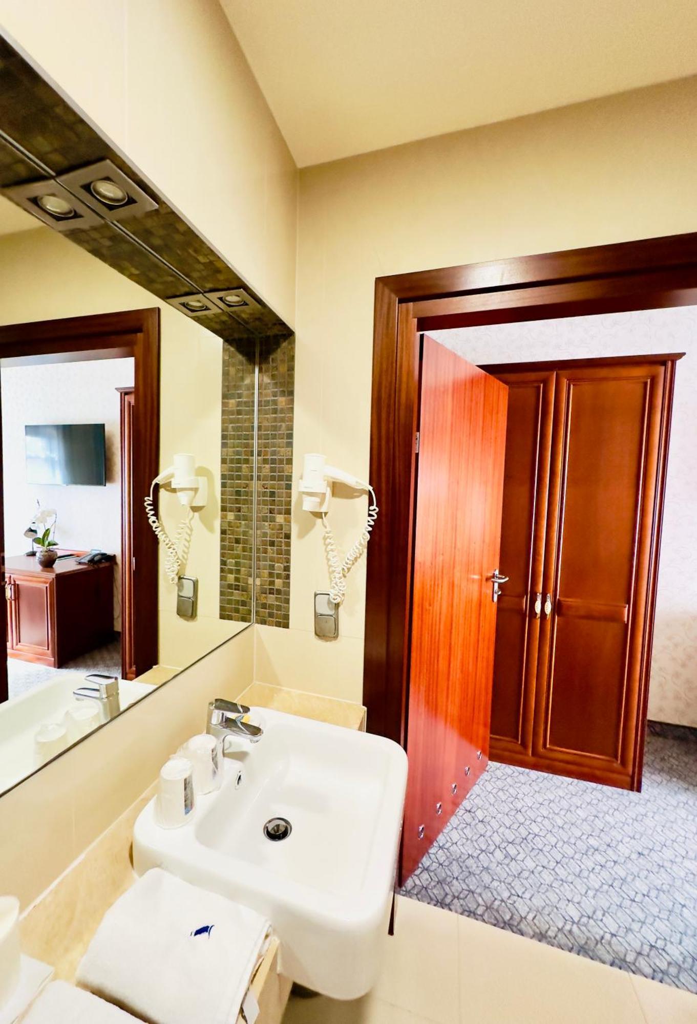 Hotel&Spa Stary Dziwnow Basen Swimming Pool Exterior photo